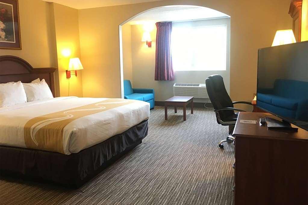 Days Inn & Suites By Wyndham Rehoboth Beach / Dewey Dewey Beach Zimmer foto